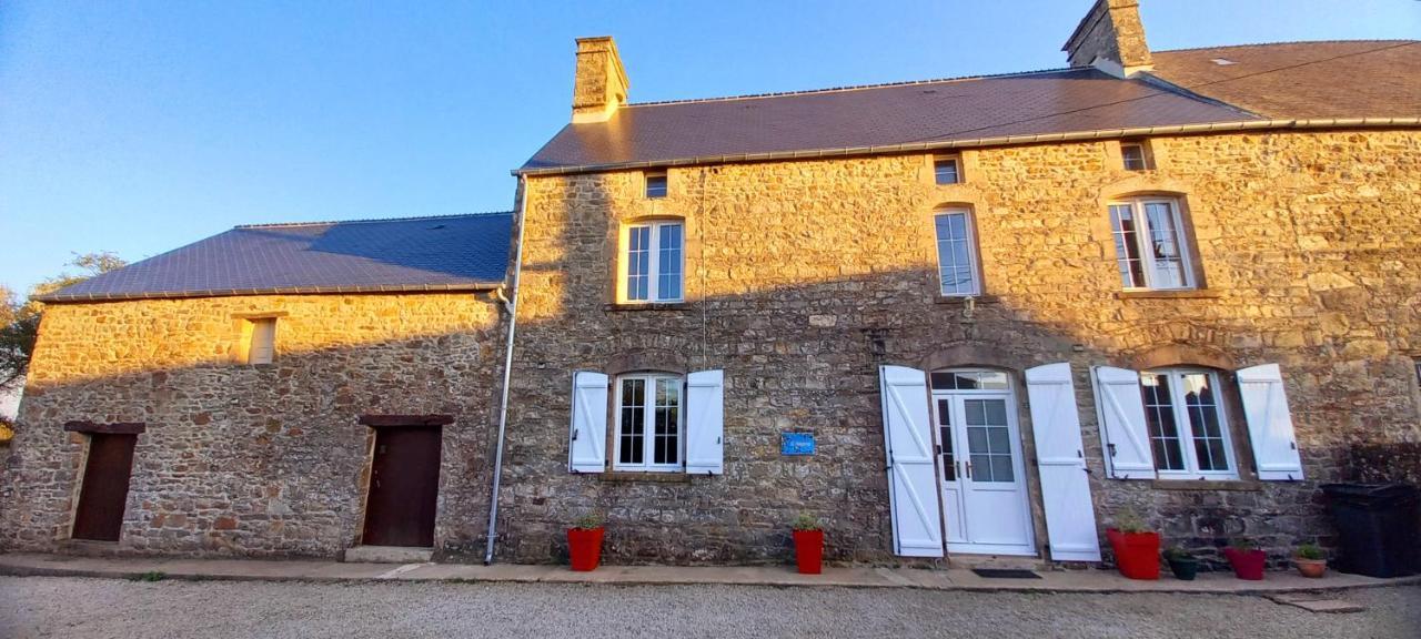 L' Anpeg, Gite Dans Le Cotentin Jusqu'A 8 Personnes Besneville Exterior photo